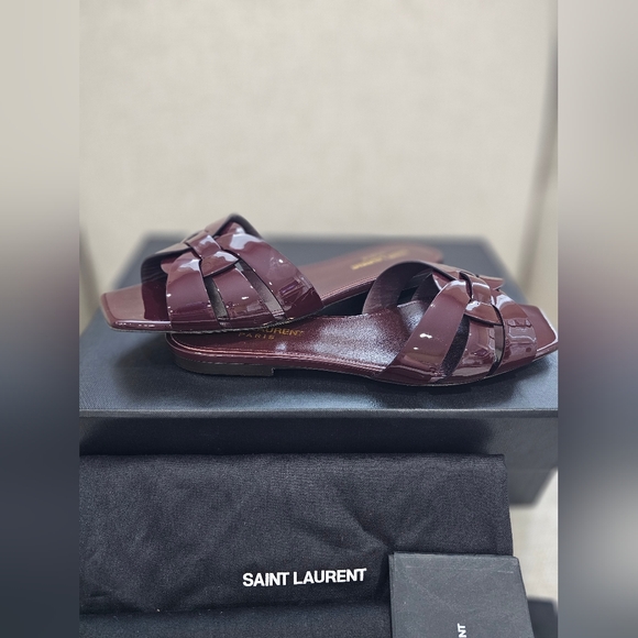 TRIBUTE MULES IN PATENT LEATHER - Picture 4 of 12